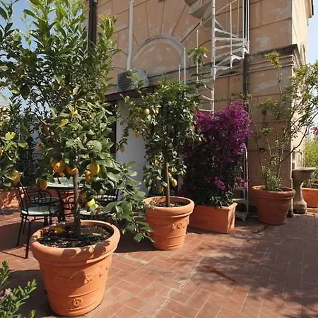 Residenza Torre Paolina 게스트하우스 5*